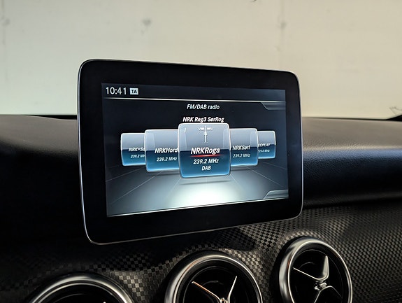 Mercedes-Benz A180 16 of 23