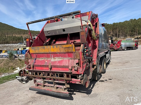 Volvo FE 2 kammers Renovasjonsbil 9 of 30