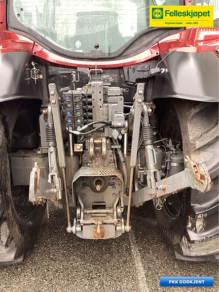 Valtra N175 5 of 13