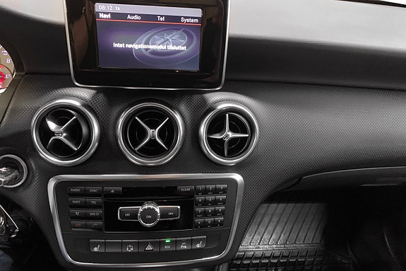 Mercedes-Benz A180 12 of 12
