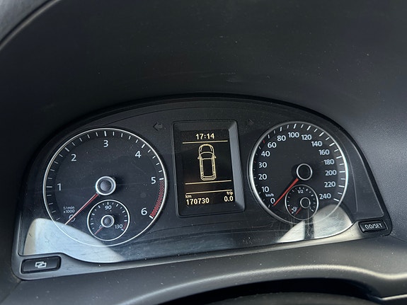 Volkswagen Caddy Maxi 13 of 23