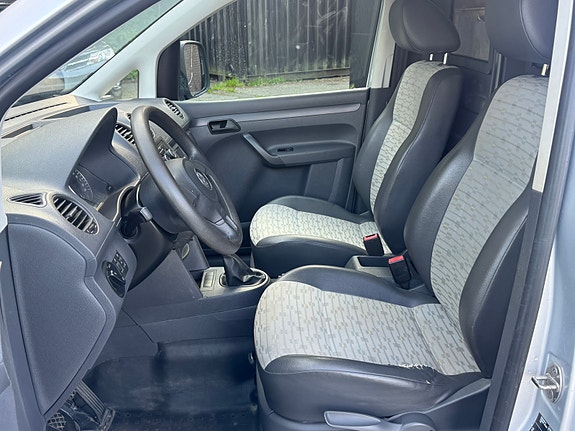 Volkswagen Caddy Maxi 9 of 23