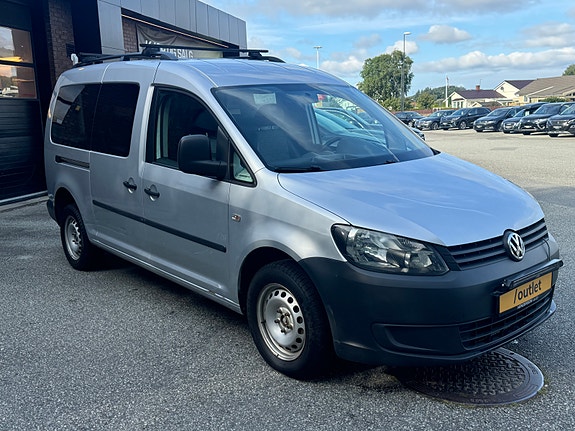 Volkswagen Caddy Maxi 8 of 23