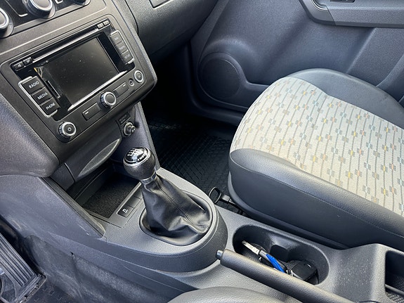 Volkswagen Caddy Maxi 14 of 23