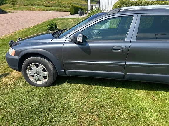 Volvo XC70 21 of 24