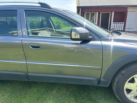 Volvo XC70 8 of 24