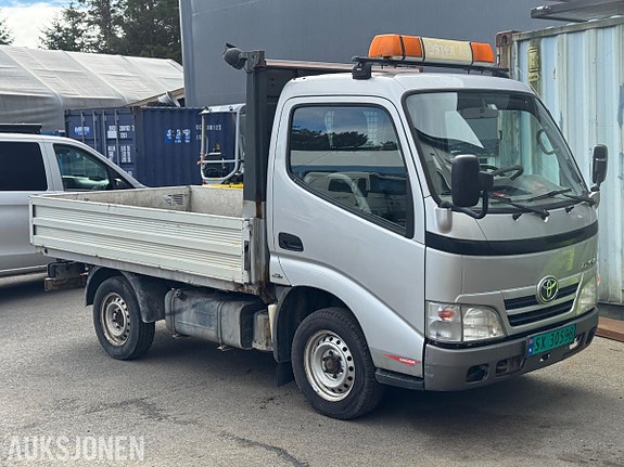 Toyota Dyna 2 of 30