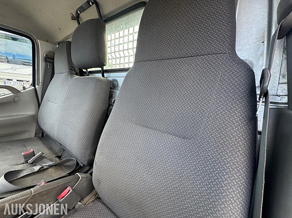 Toyota Dyna 9 of 30