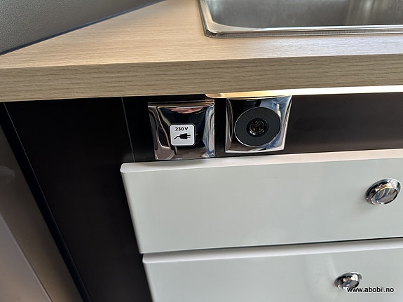 Autostar 790LC / Queensbed / ALDE / 180HK / Automat / AL-KO Chassis 19 of 30