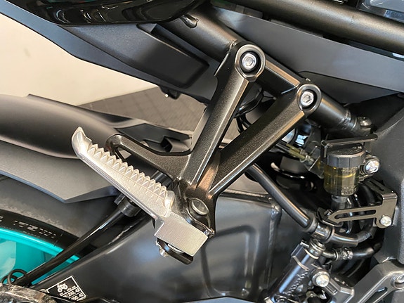 Yamaha MT-10 *** EFFEKTANLEGG * SERVICE/GARANTI *** 17 of 30