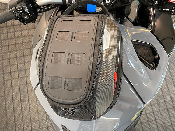 Yamaha MT-10 *** EFFEKTANLEGG * SERVICE/GARANTI *** 24 of 30