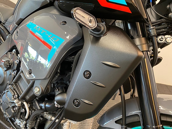 Yamaha MT-10 *** EFFEKTANLEGG * SERVICE/GARANTI *** 27 of 30