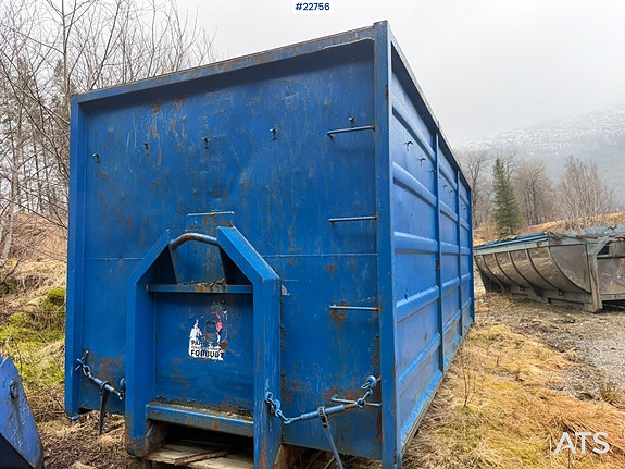 Andre  Container m/ 28m og kranhylse 2 of 20