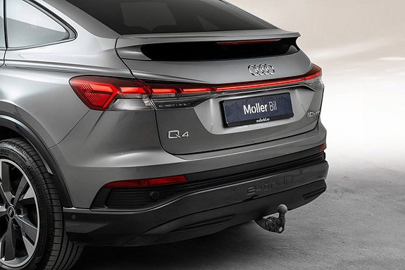 Audi Q4 e-tron 6 of 30