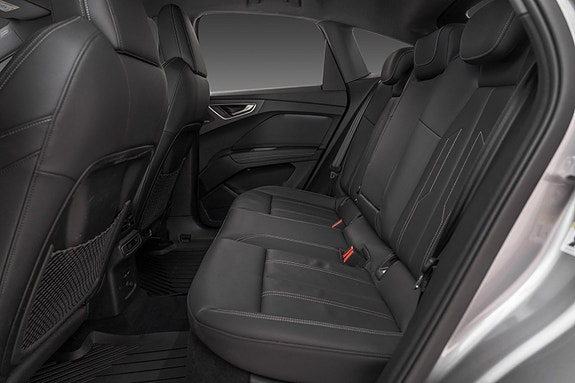 Audi Q4 e-tron 11 of 30