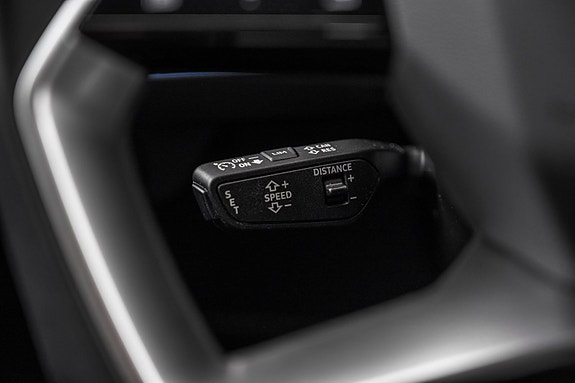 Audi Q4 e-tron 15 of 30