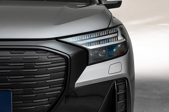 Audi Q4 e-tron 5 of 30
