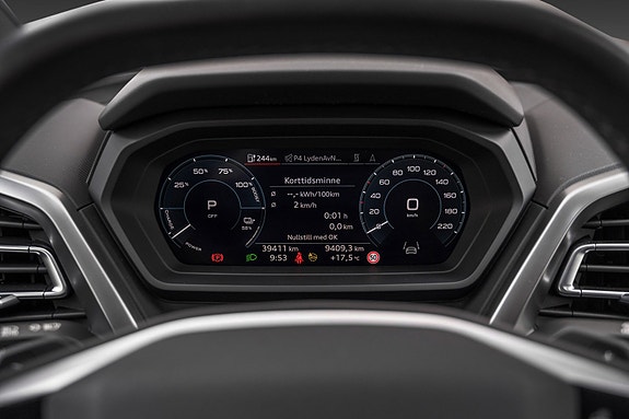 Audi Q4 e-tron 16 of 30