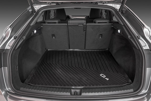 Audi Q4 e-tron 25 of 30