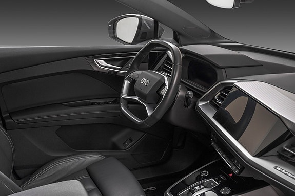 Audi Q4 e-tron 13 of 30
