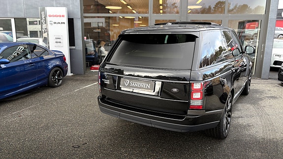 Land Rover Range Rover 11 of 30