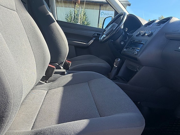 Volkswagen Caddy Maxi 11 of 18