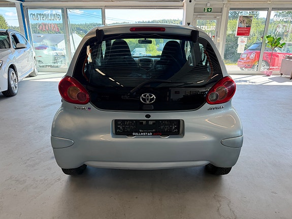 Toyota Aygo 4 of 20