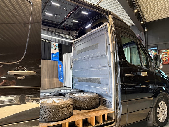 Mercedes-Benz Sprinter 319 21 of 30