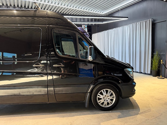 Mercedes-Benz Sprinter 319 15 of 30