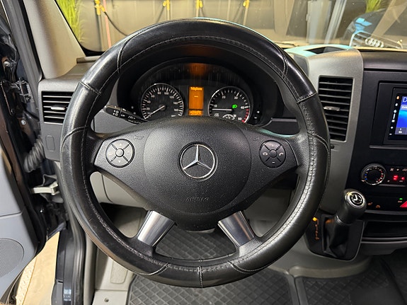 Mercedes-Benz Sprinter 319 25 of 30
