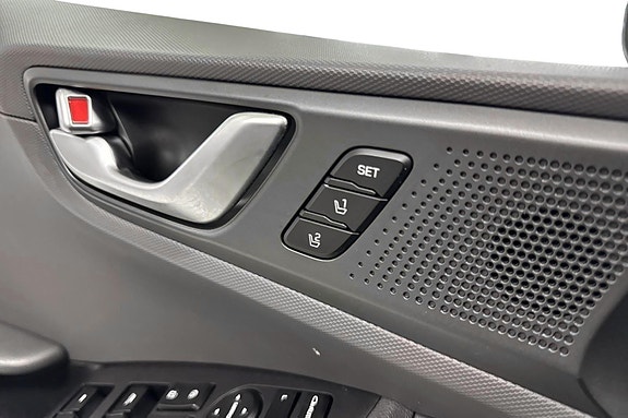 Hyundai IONIQ 23 of 30