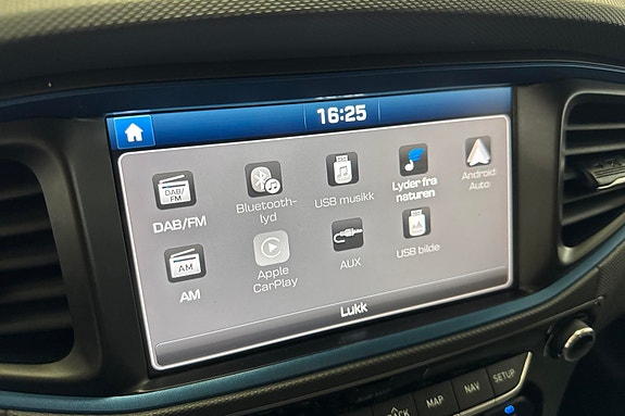Hyundai IONIQ 29 of 30