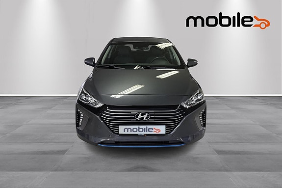 Hyundai IONIQ 2 of 30