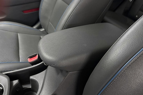 Hyundai IONIQ 16 of 30
