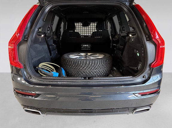 Volvo XC90 8 of 30