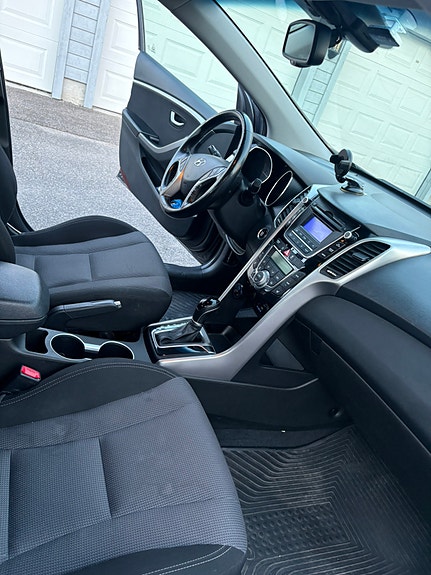 Hyundai i30 16 of 24