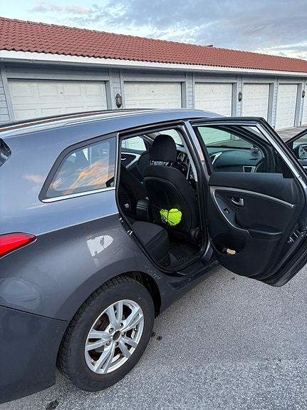Hyundai i30 17 of 24