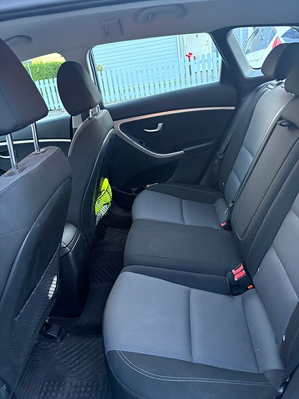 Hyundai i30 10 of 24