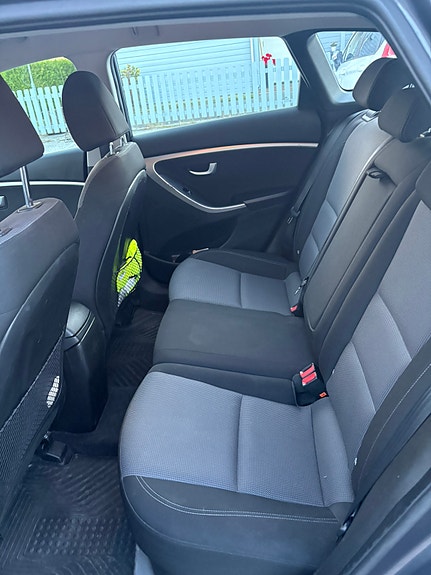 Hyundai i30 9 of 24