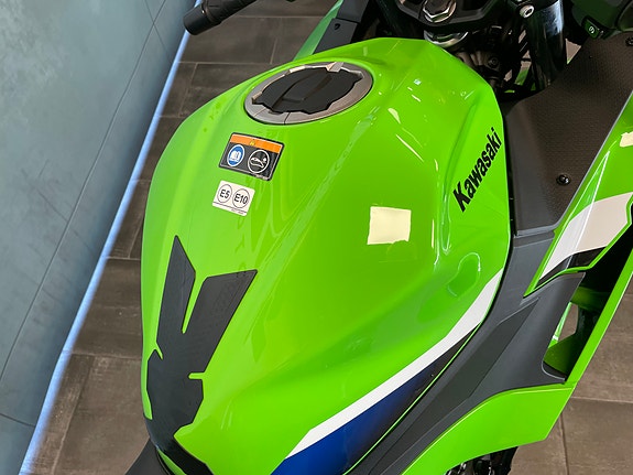 Kawasaki Ninja 500 9 of 14