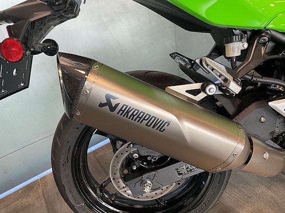 Kawasaki Ninja 500 6 of 14