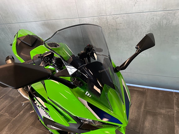 Kawasaki Ninja 500 11 of 14