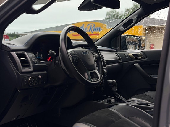 Ford Ranger Raptor 29 of 30