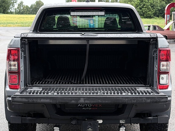 Ford Ranger Raptor 17 of 30