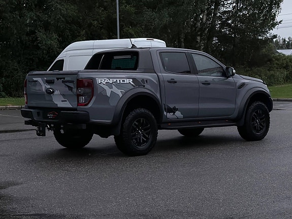 Ford Ranger Raptor 8 of 30