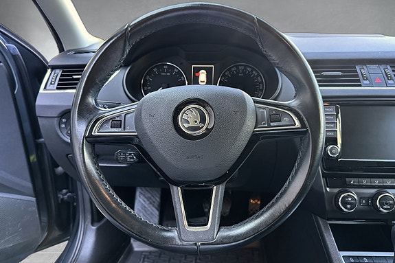 Skoda Octavia 19 of 30