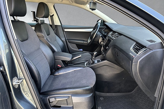 Skoda Octavia 17 of 30
