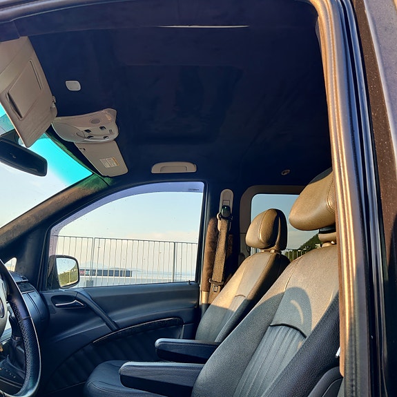 Mercedes-Benz Viano 15 of 18