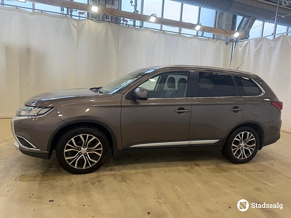 Mitsubishi Mitsubishi Outlander 8 of 10