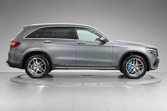 Mercedes-Benz GLC350 e 5 of 30